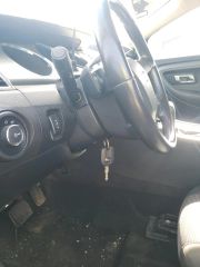 2011 Ford Taurus SEL - Interior Steering Wheel With Keys Image
